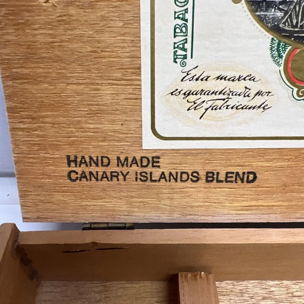 MONTOYA ROYAL CORONA WOODEN CIGAR BOX HAND MADE CANARY ISLAND BLEND